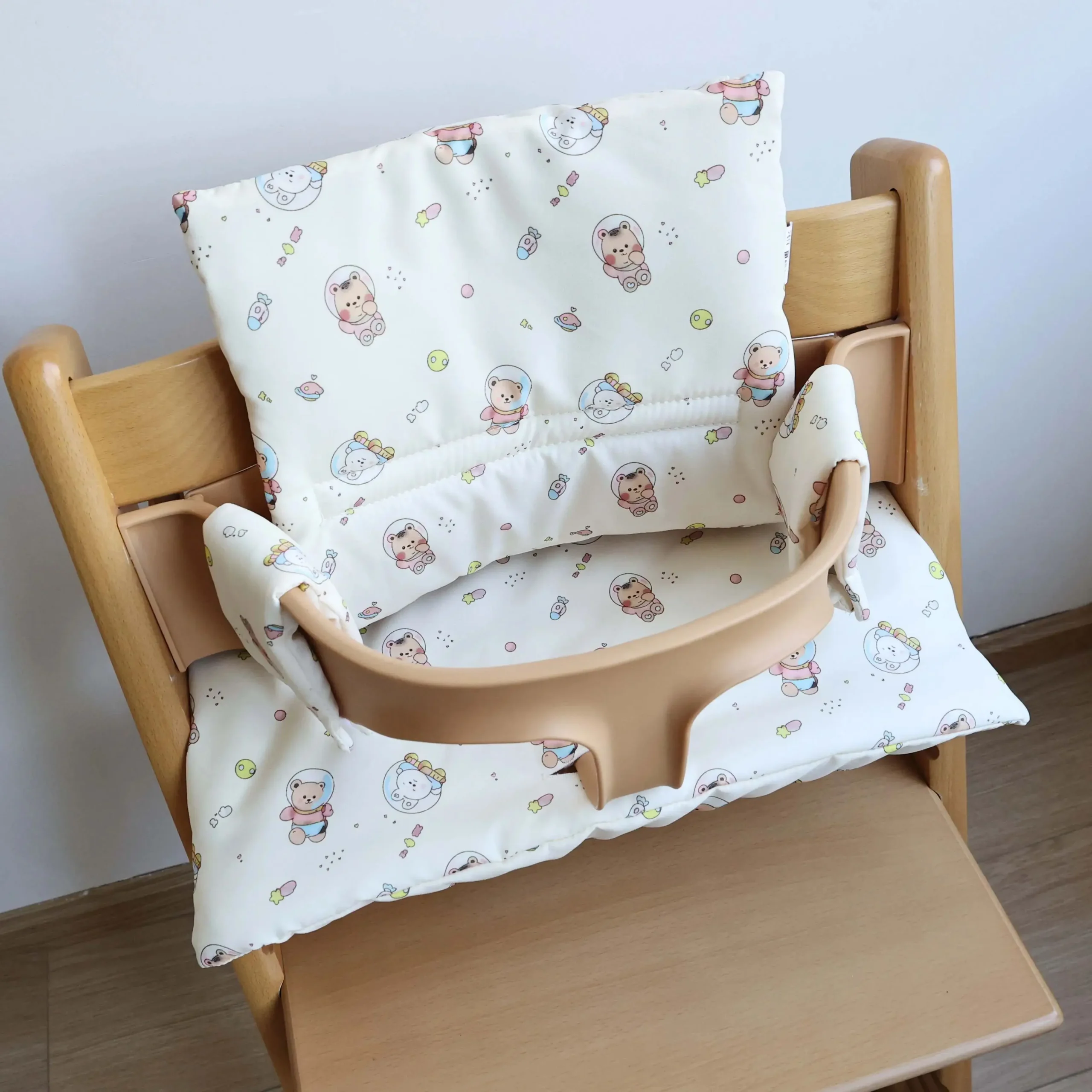 Coussin de chaise bébé enfants salle à manger Space Bear Rabbit confort sécurité design ludique