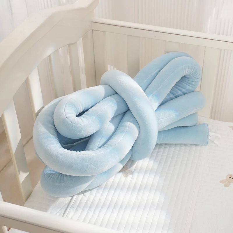 Tour de lit bébé protection antichute gardecorps doux en tissu bleu clair 5m