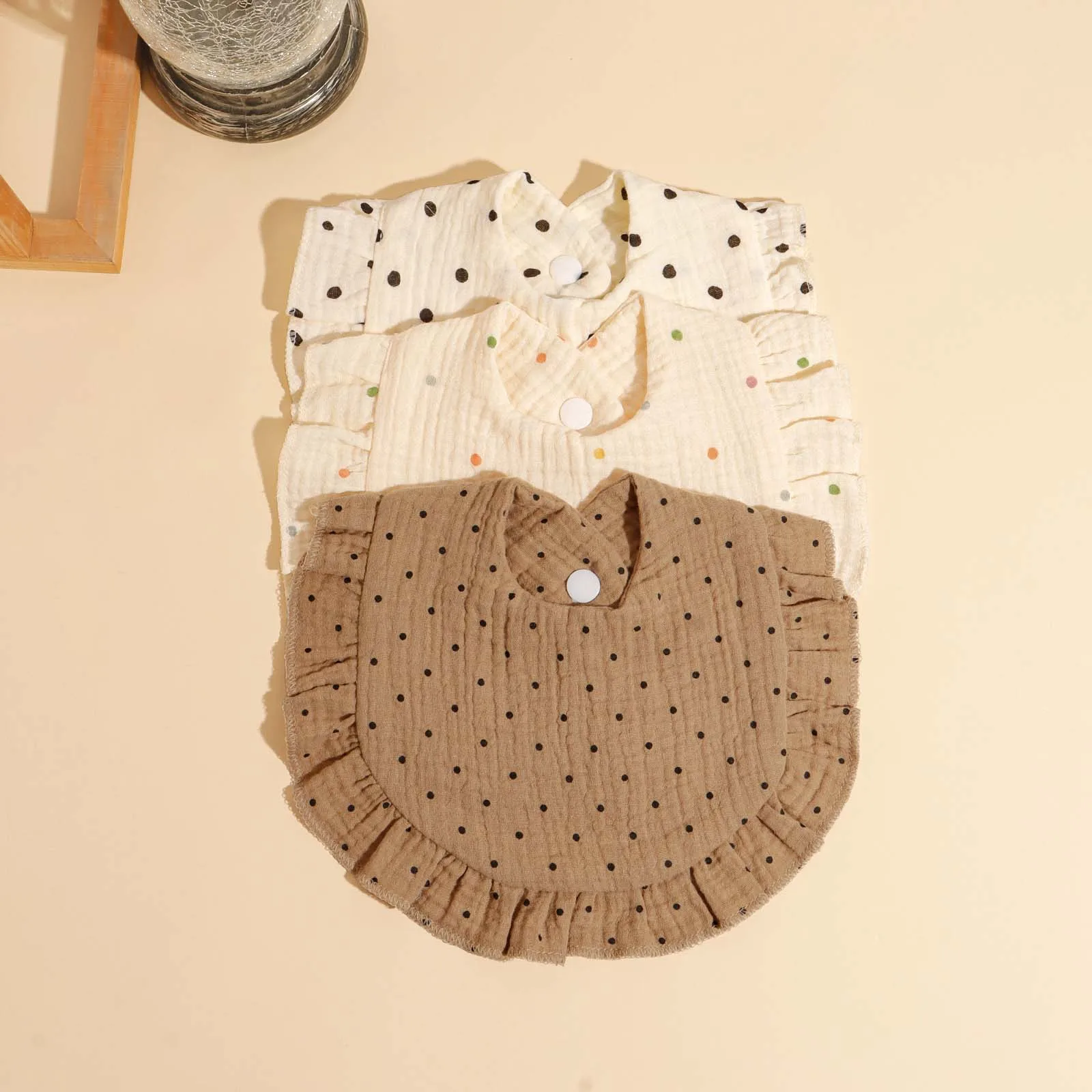 Bavoirs bébé à fronces en tissu gaze 3 pièces antitaches doux confortable design moderne cadeau naissance