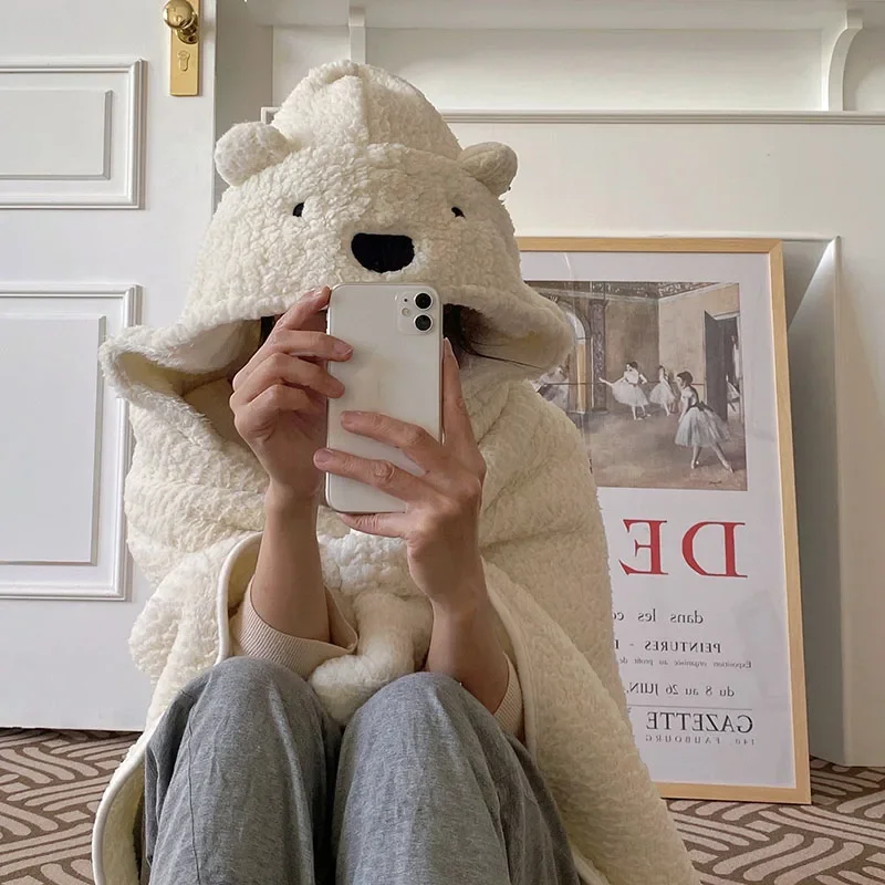 Couverture à capuche ours polaire mignon portable pour adultes et