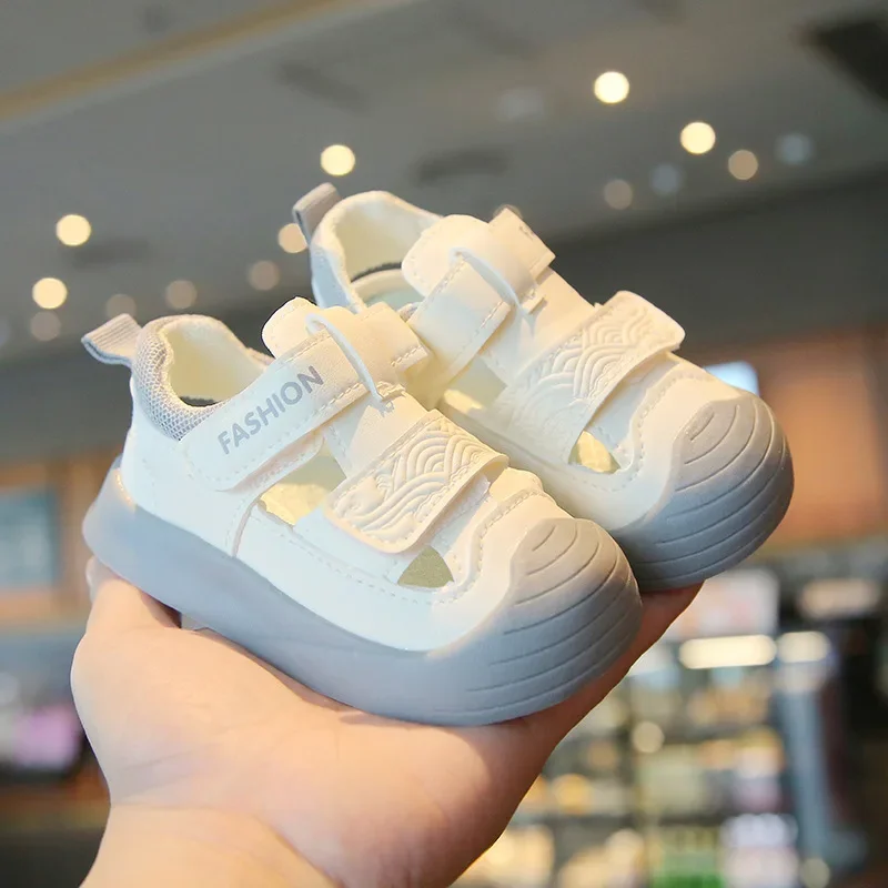 Chaussures de marche bébé sandales été orteils coiffés semelle souple