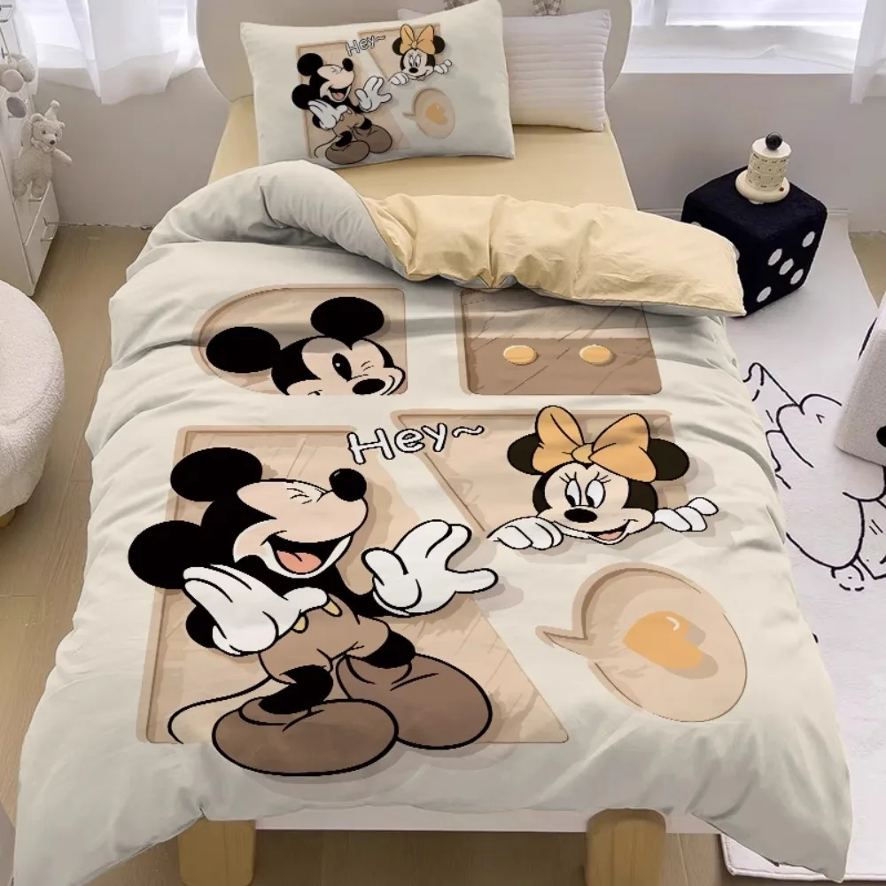 Ensemble literie Mickey Minnie couette taie oreiller enfants chambre deco theme Disney garcon fille cadeau ann